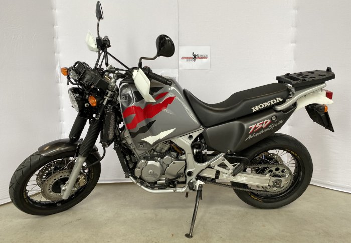 Honda XRV750 RD07A AfricaTwin